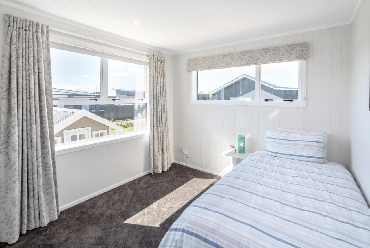 Blue Bungalow Martinborough Exterior photo